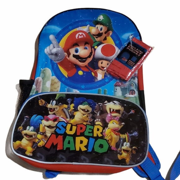 Nintendo Other - SUPER MARIO 16" 2-piece Backpack Set w/ Insulated